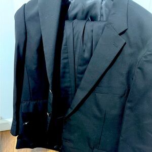 Tall men’s Stafford suit. Worn once